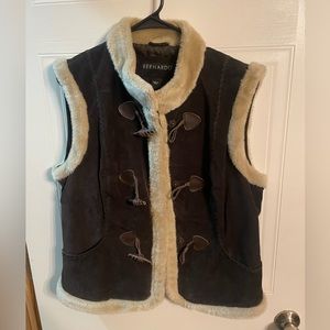 Large women’s brown winter vest